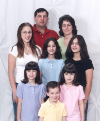 family_0702.jpg (20240 bytes)